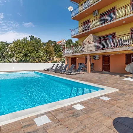 2 Bedroom Awesome In * Цриквеница