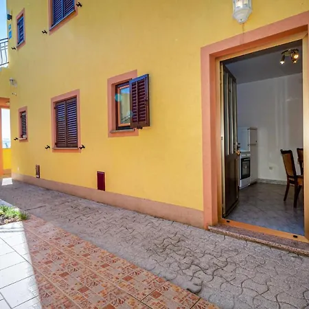 2 Bedroom Awesome In Апартаменты